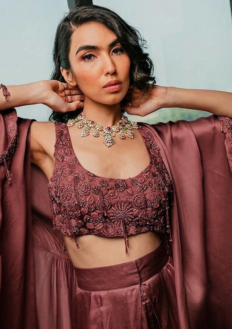 Red Hand Work Embellished Fusion Set - Indya
