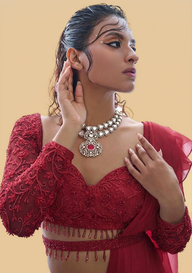 Red Hand Work Embellished Pre Draped Saree Set - Indya