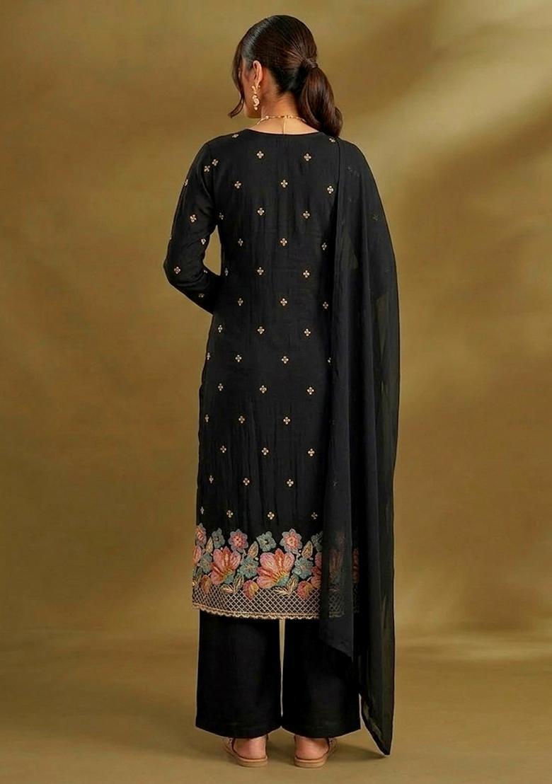 Black Embroidered Crepe Kurta Set - Indya
