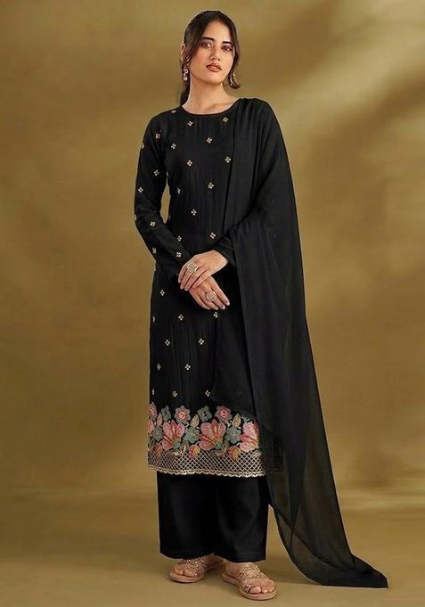 Black Embroidered Crepe Kurta Set