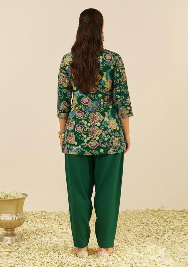 Bottle Green Embroidered Crepe Kurta Set - Indya