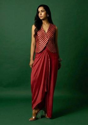 Maroon Jacquard Silk Blend Fusion Set