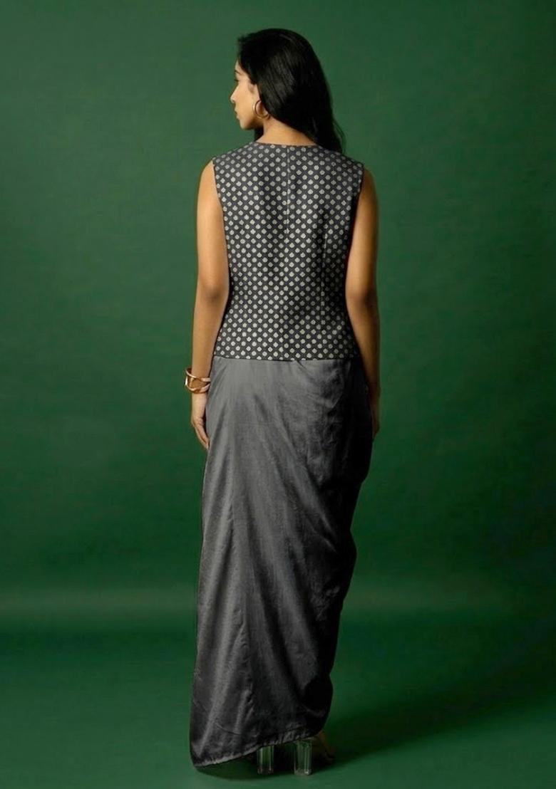 Charcoal Grey Jacquard Silk Blend Fusion Set - Indya