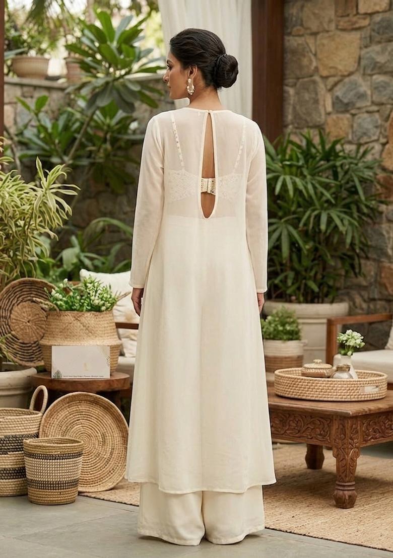 Ivory Handwork Fusion Set - Indya