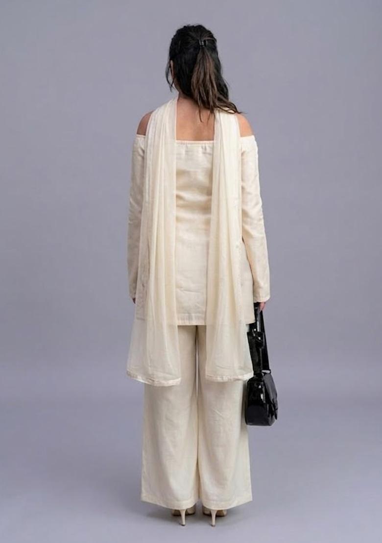 Ivory Embroidered Crepe Kurta Set - Indya