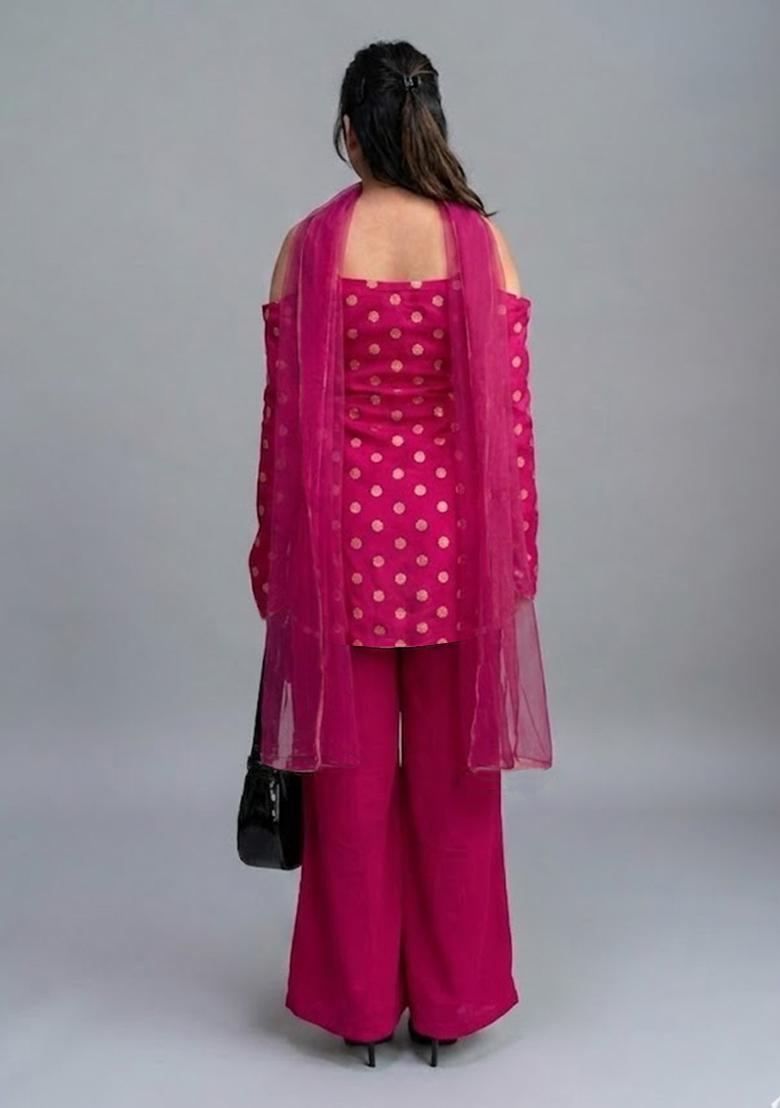 Rani Pink Zari Crepe Kurta Set - Indya