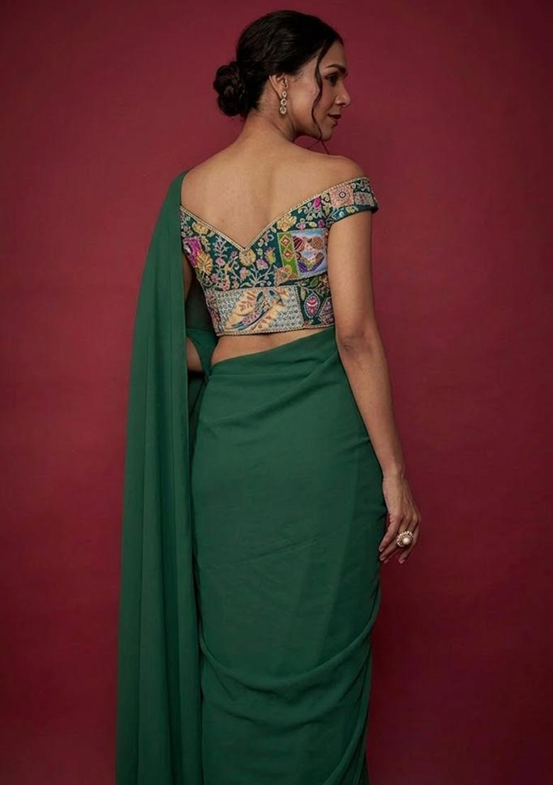 Green Printed Crepe Pre Draped Saree Set - Indya