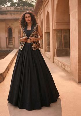 Black Embroidered Tissue Fusion Set