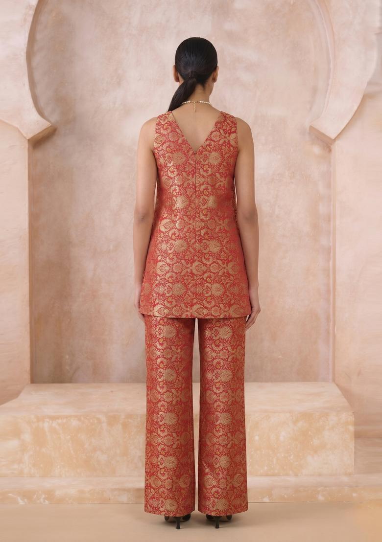 Crimson Red Brocade Kurta Set - Indya
