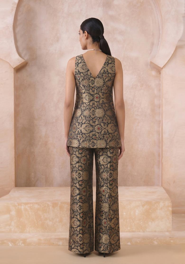 Black Brocade Kurta Set - Indya