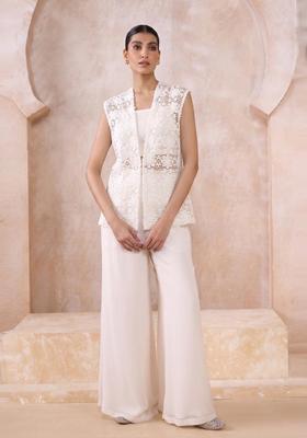 Off White Embroidered Hakoba Fusion Set
