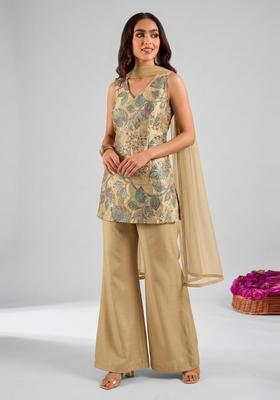 Beige Embroidered Tissue Fusion Set