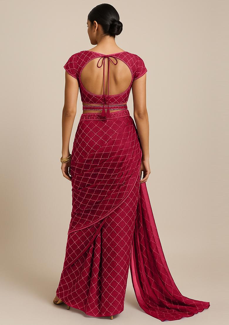 Red Embroidered Organza Saree set - Indya