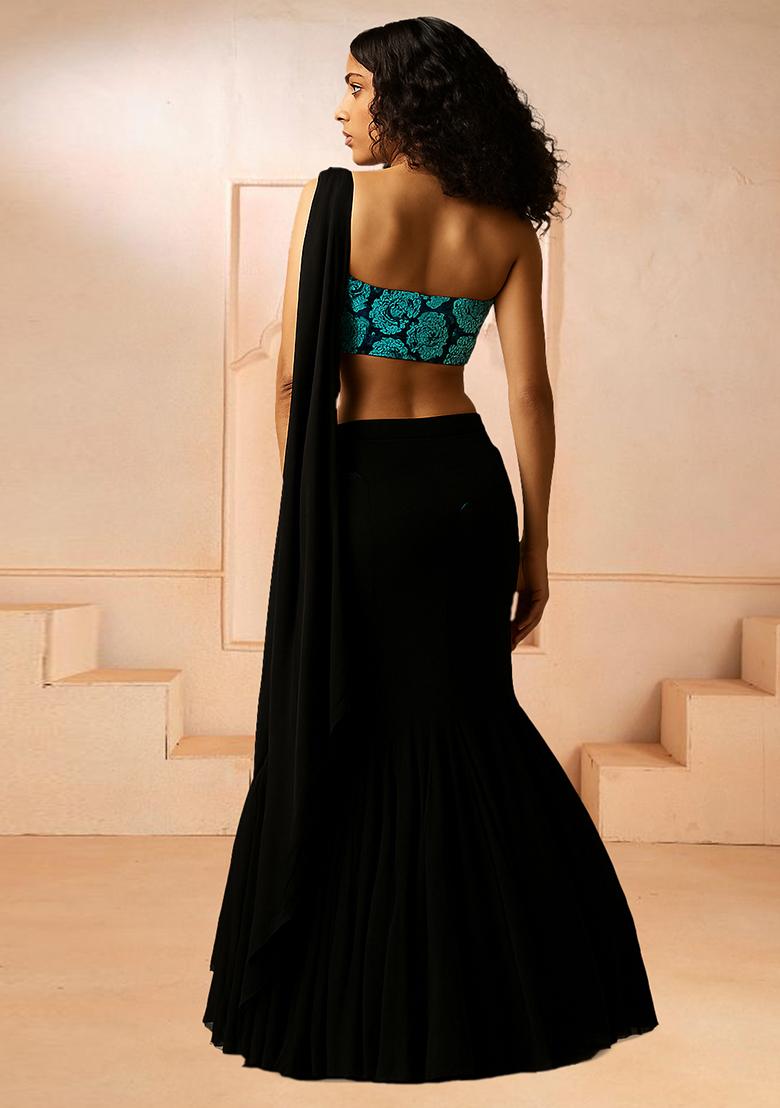 Black Net Sequin Embellished Pre Draped Saree Set - Indya