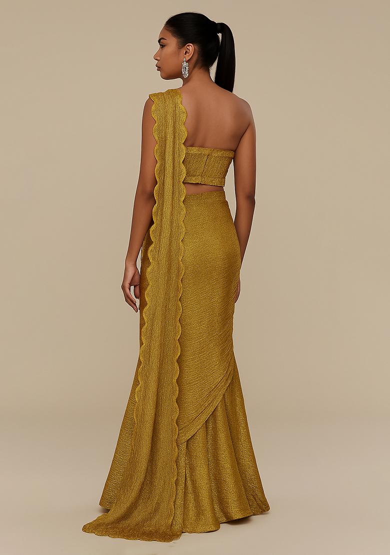 Golden Knit Textured Pre Draped Saree