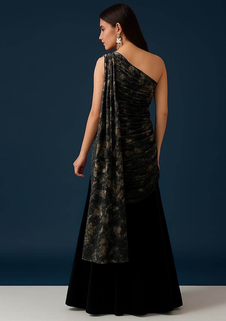 Black Chinon Foil Printed Pre Draped Saree Set - Indya