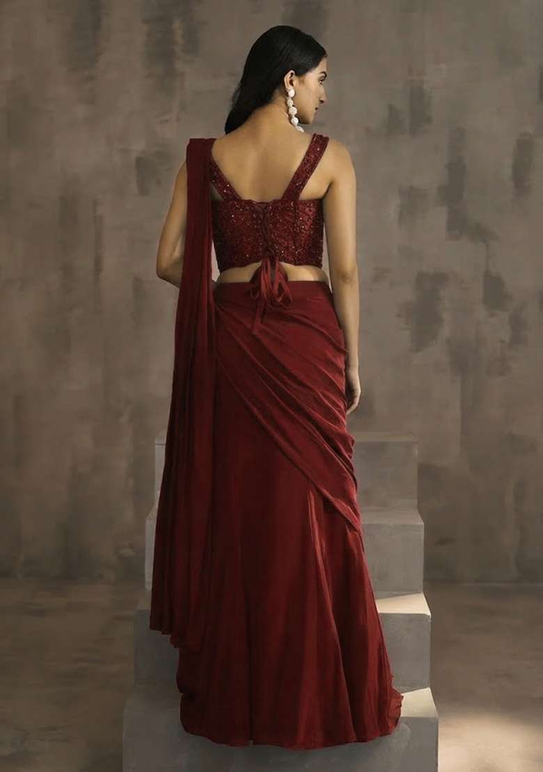 Red Hand Work Embellished Pre Draped Saree Set - Indya