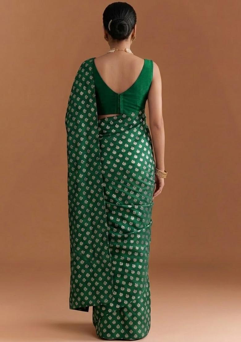 Emerald Green Jacquard Silk Pre Draped Saree Set - Indya