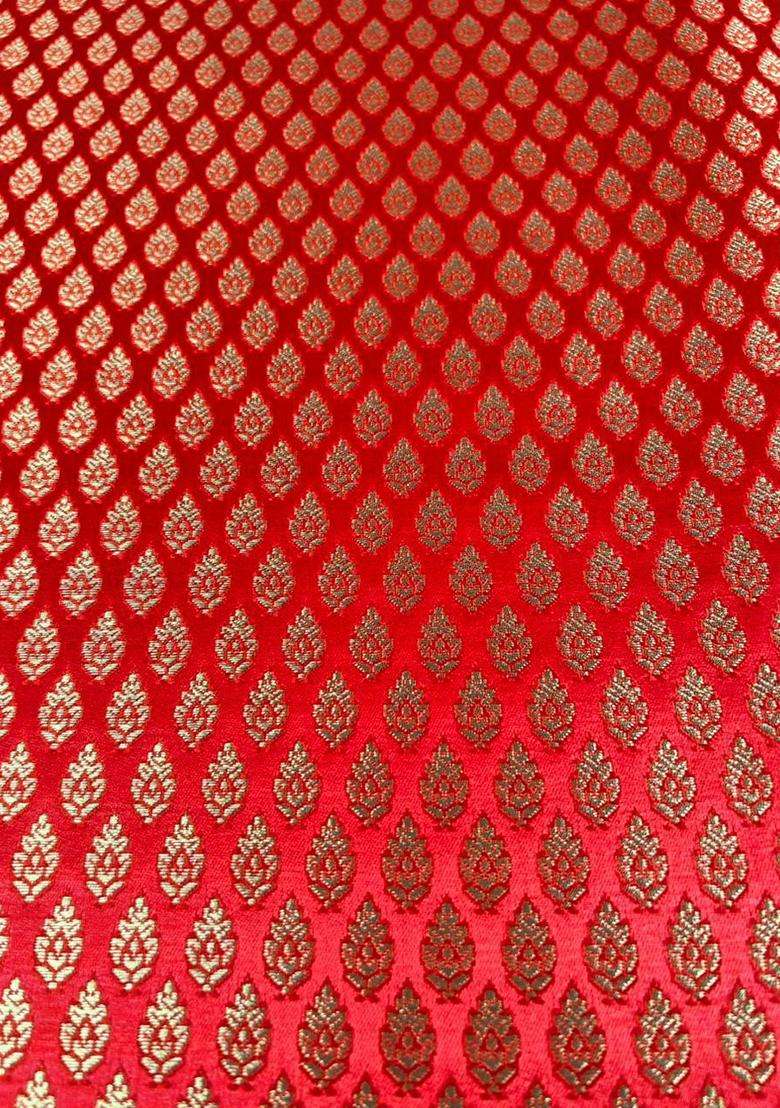 Red Brocade Pre Draped Saree Set - Indya