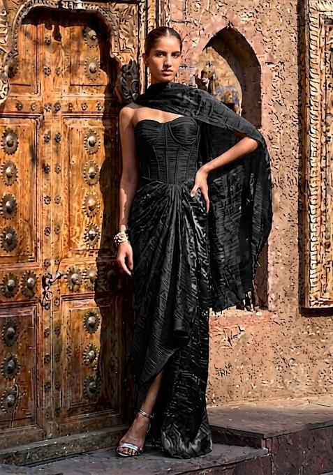 Black Solid Crepe Fusion Set