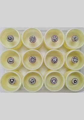 White Fancy Bindi Set