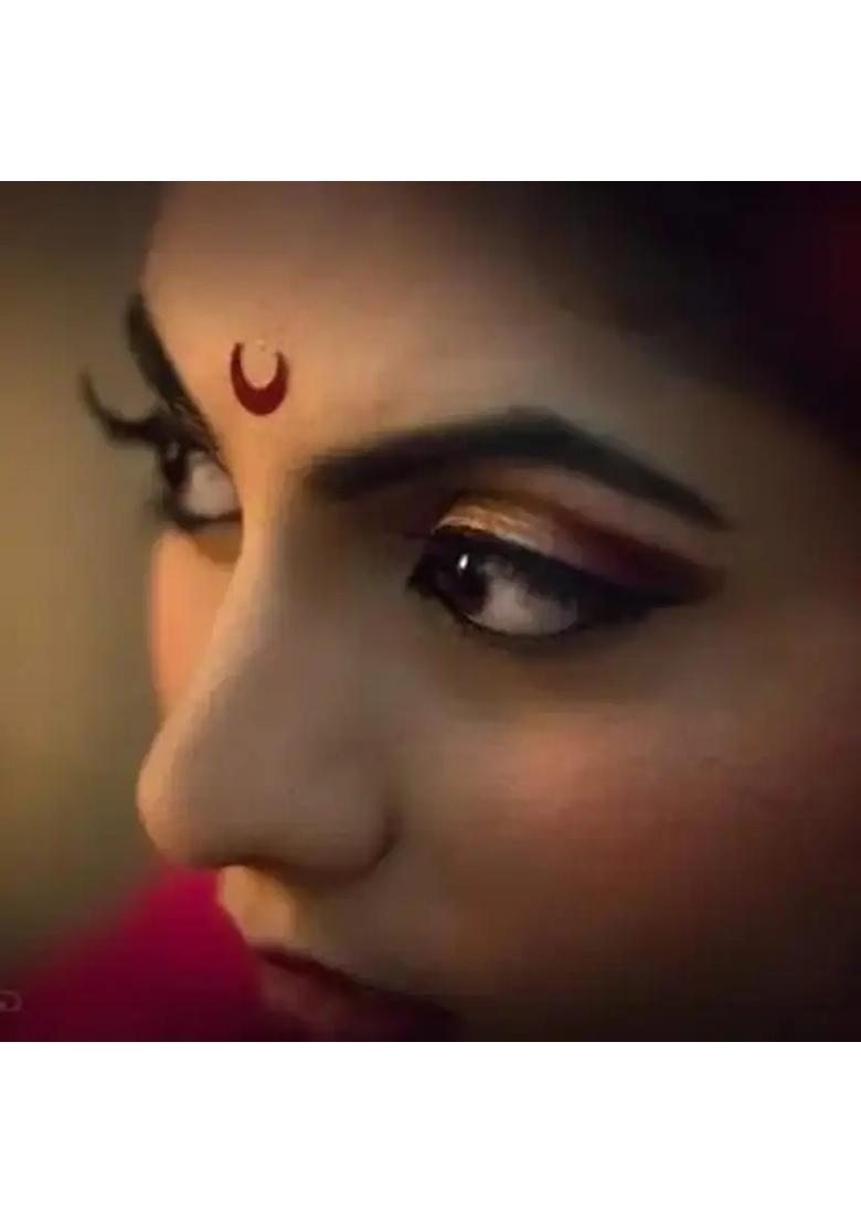 Maroon Fancy Velvet Bindi Set - Indya