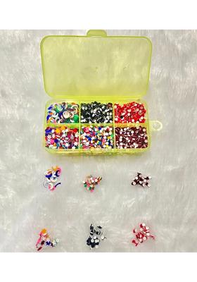 Multicolor Beautiful Velvet Bindi Set