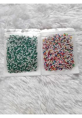 Multicolor Beautiful Velvet Bindi Set