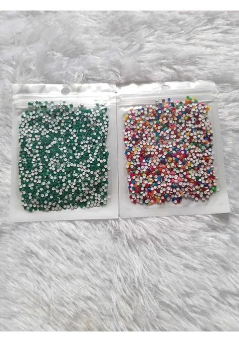 Multicolor Beautiful Velvet Bindi Set