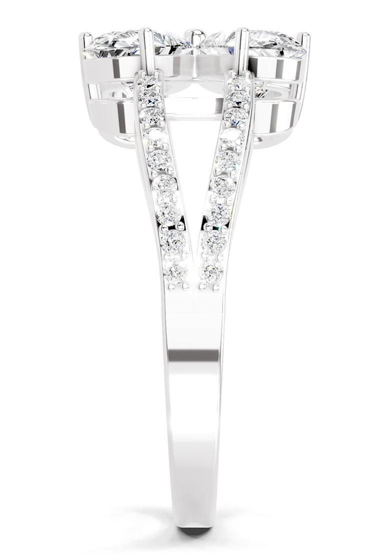 14Kt White Gold Lab Grown Diamond 1.38 Carat Pear Shape Diamond Clover Ring for Women