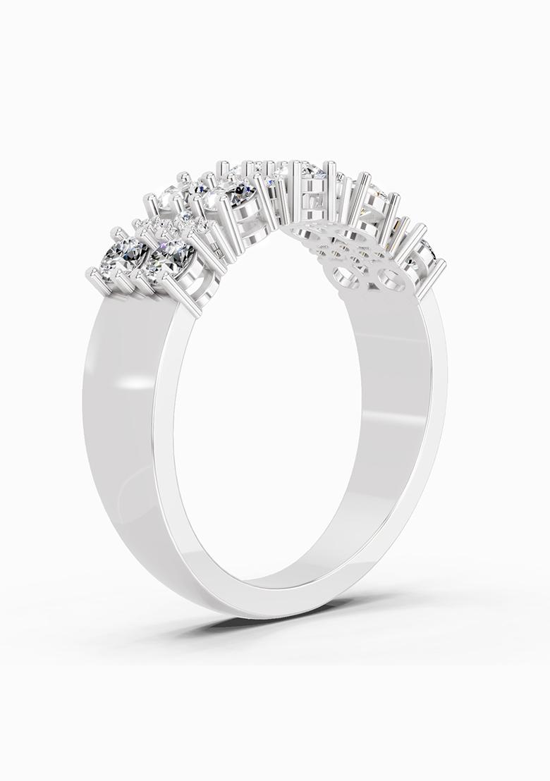 14Kt White Gold Lab Grown Diamond 0.66 Carat Round Shape Diamond Cluster Ring for Women