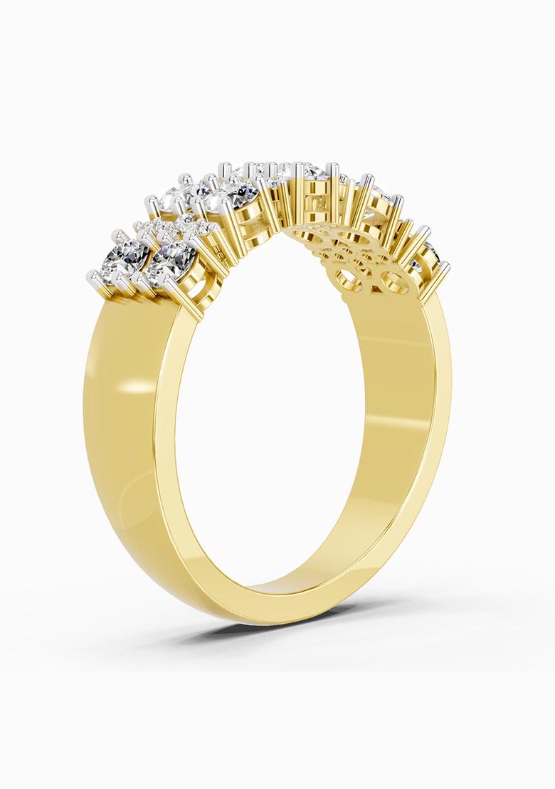 14Kt Yellow Gold Lab Grown Diamond 0.66 Carat Round Shape Diamond Cluster Ring for Women