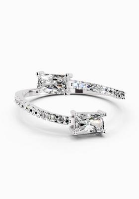 14Kt White Gold Lab Grown Diamond 0.82 Carat Emerald Shape Diamond Toi et Moi Ring for Women