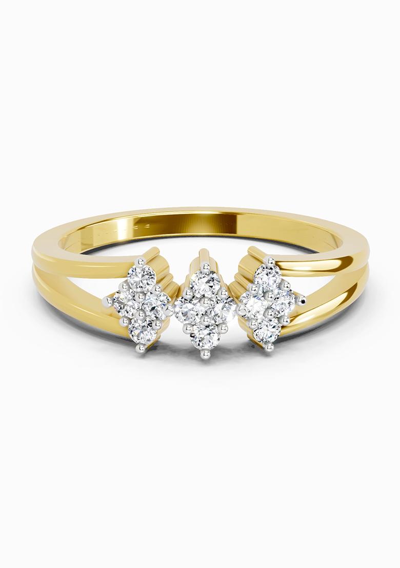 14Kt Yellow Gold Lab Grown Diamond 0.14 Carat Round Shape Diamond Cluster Ring for Women