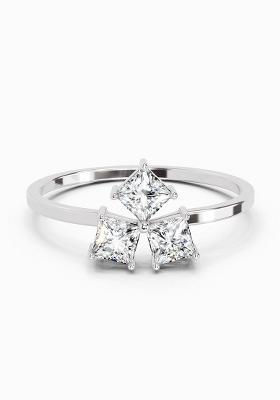 14Kt White Gold Lab Grown Diamond 0.45 Carat Princess Shape Diamond Ring for Women