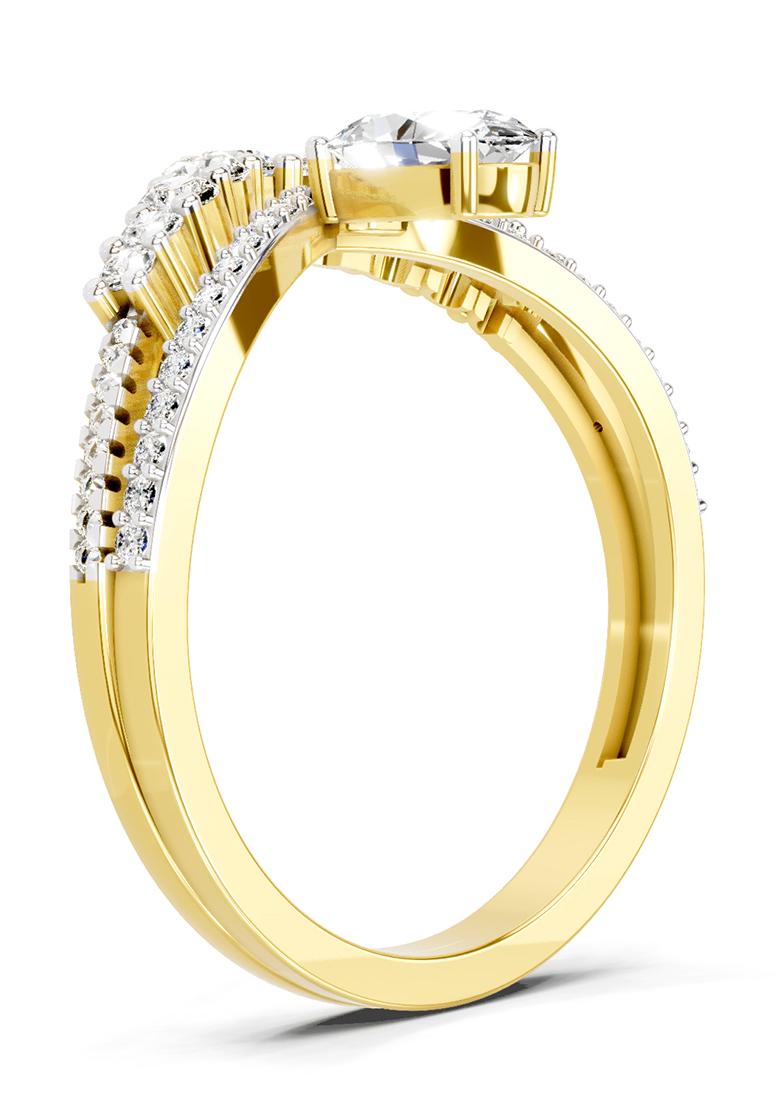 14Kt Yellow Gold Lab Grown Diamond 0.82 Carat Oval Diamond Crown Ring Set for Women