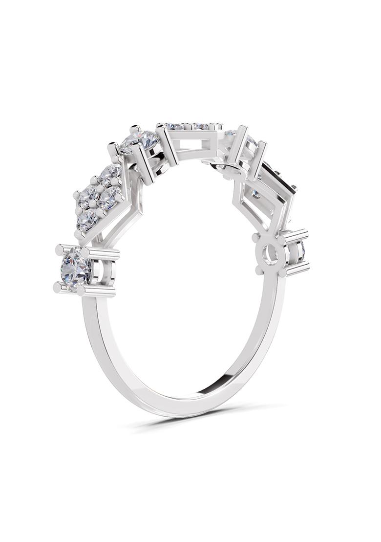 14Kt White Gold Lab Grown Diamond 0.81 Carat Round Shape Cluster Diamond Ring