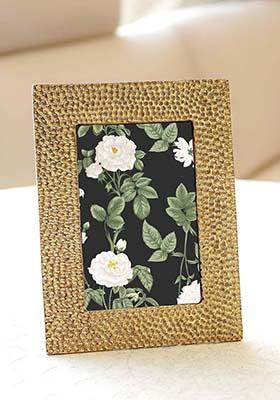 Gold Metal Photo Frame With Hammered Design