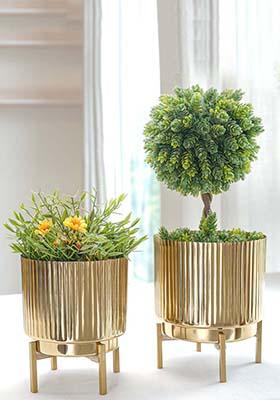 Gold Metal Fluted Planter(Set Of 2)