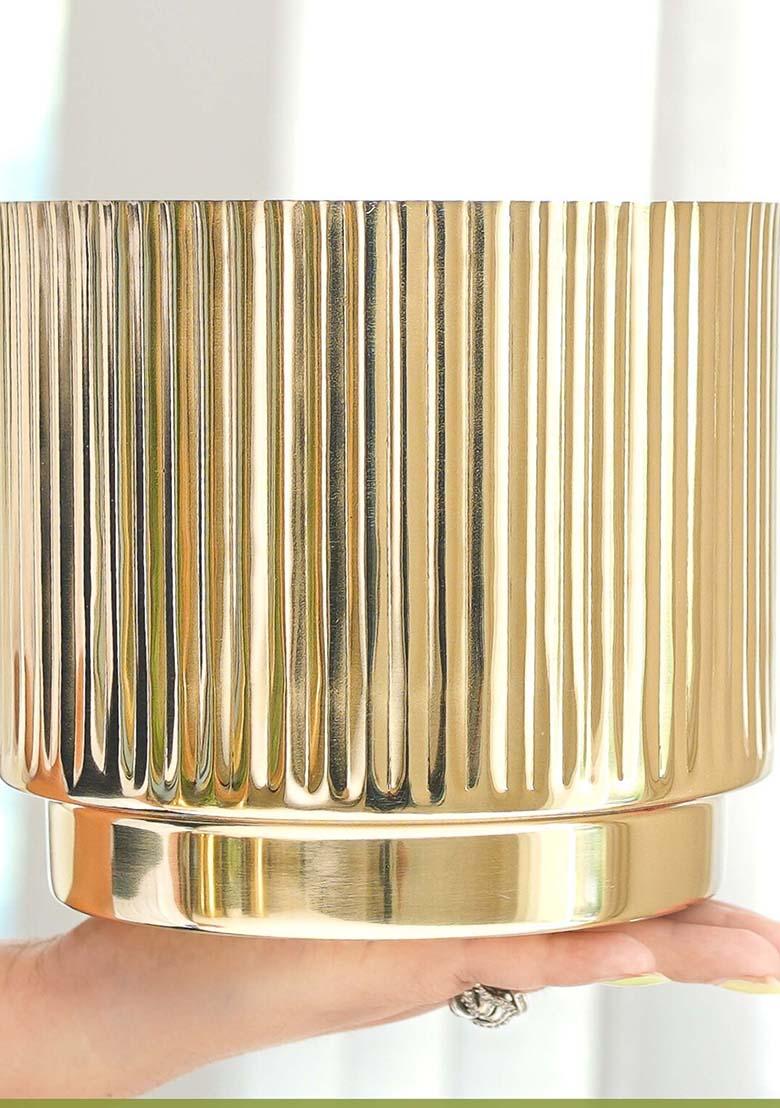 Gold Metal Fluted Planter(Set Of 2)