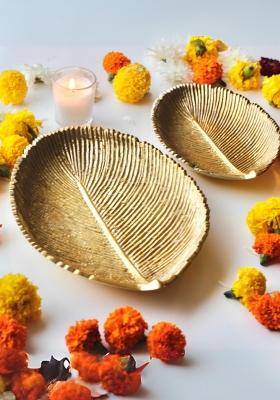 Gold Metal Leaf Tray Gold (Set Of 2)