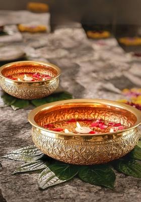 Gold Golden Chitai Design Metal Urli Bowl Set