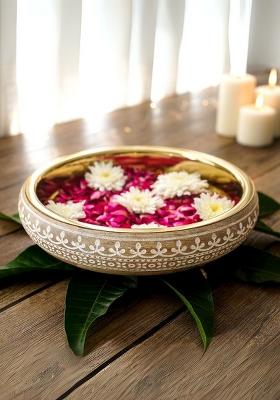 Gold Wooden And Ss Urli