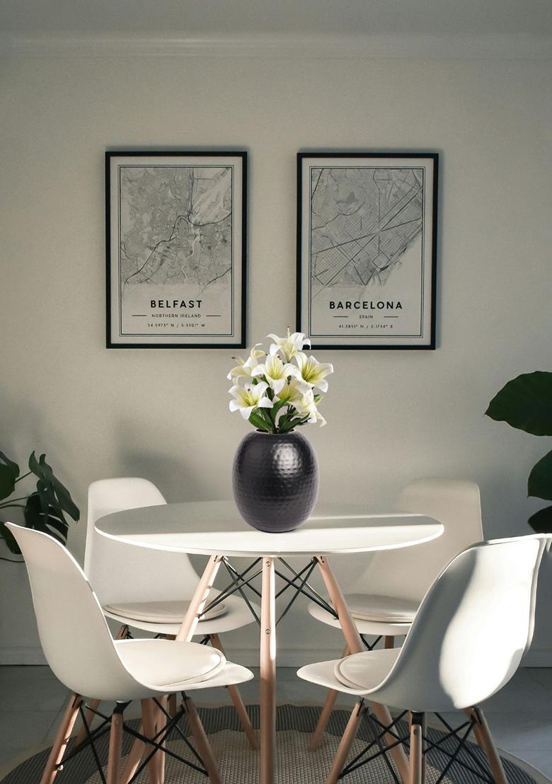 Black Metal Flower Vase Oval Black Classic Look