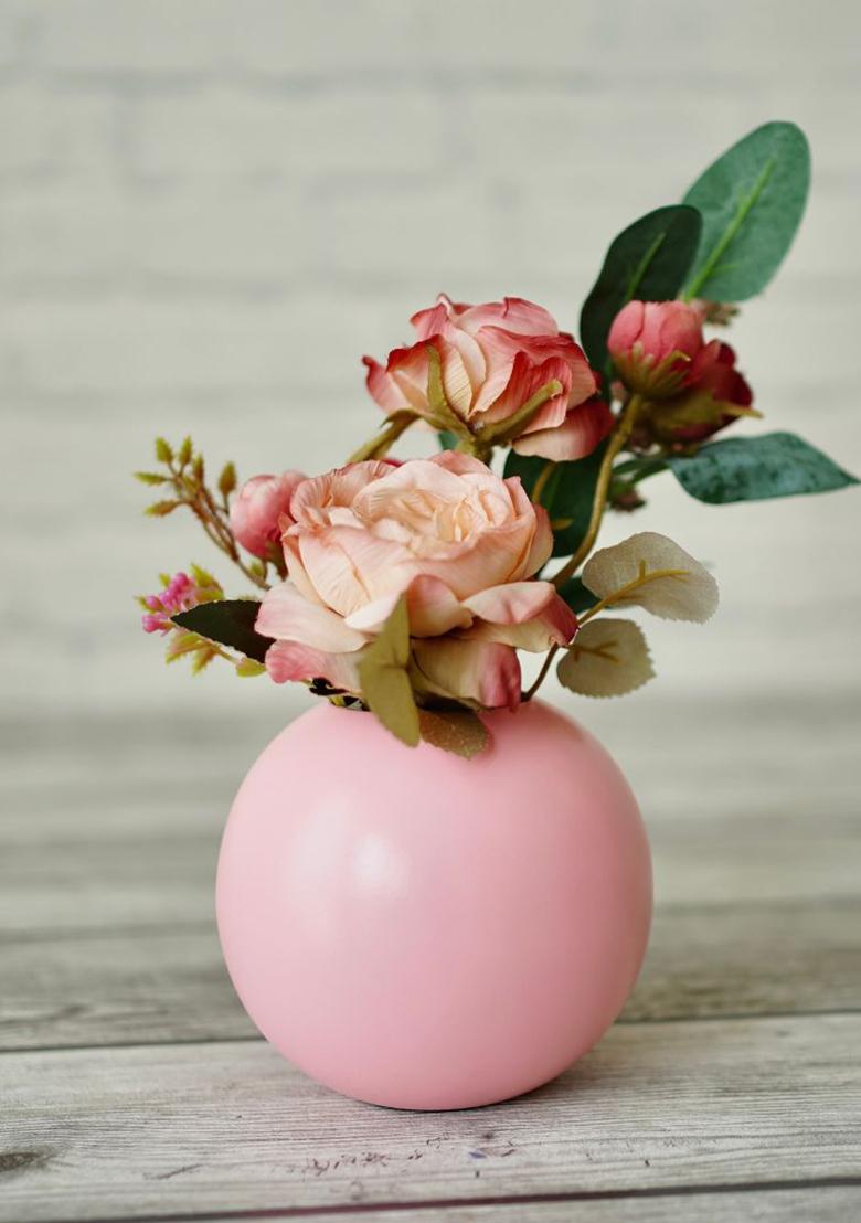 Pink Metal Flower Vase Modern Style
