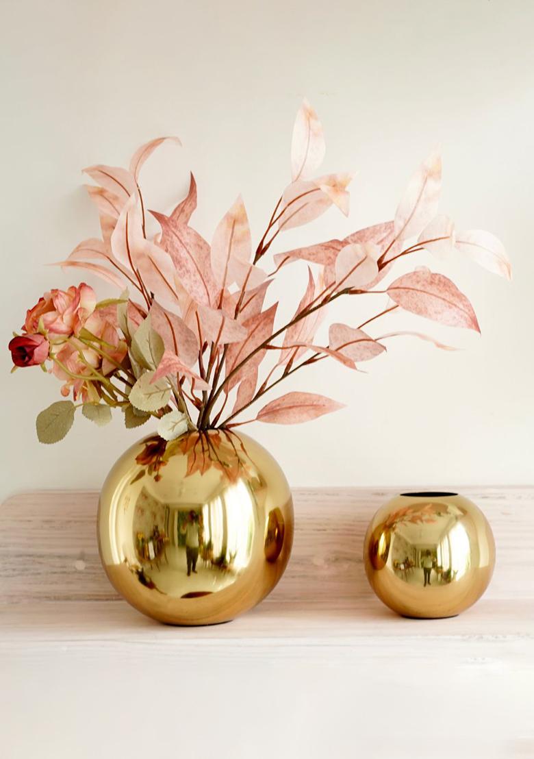 Gold Metal Ball Flower Vase Elegant Design (Set Of 2)