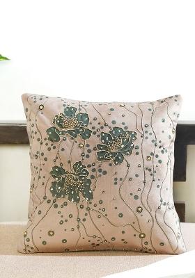 Green Gilded Garden Velvet Cushion Cover