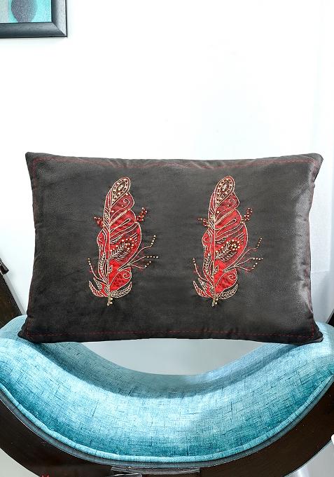 Black Graceful Fear Cushion Cover