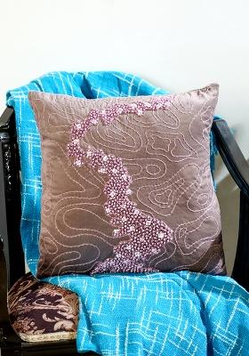 Beige Memory Maze Cushion Cover