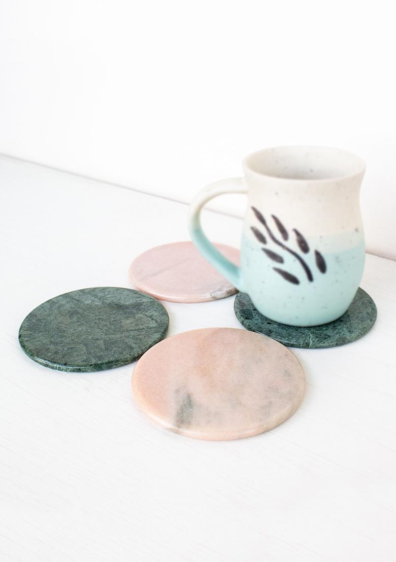 White Marble Dicolored Coaster (Set Of 4)